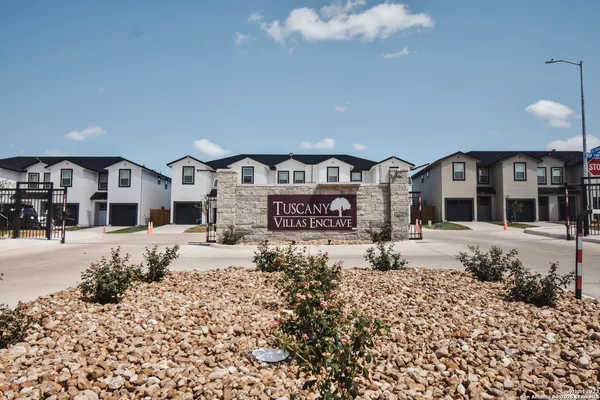 $1,550 | 8318 Via Verona, Unit 101, San Antonio, TX 78227