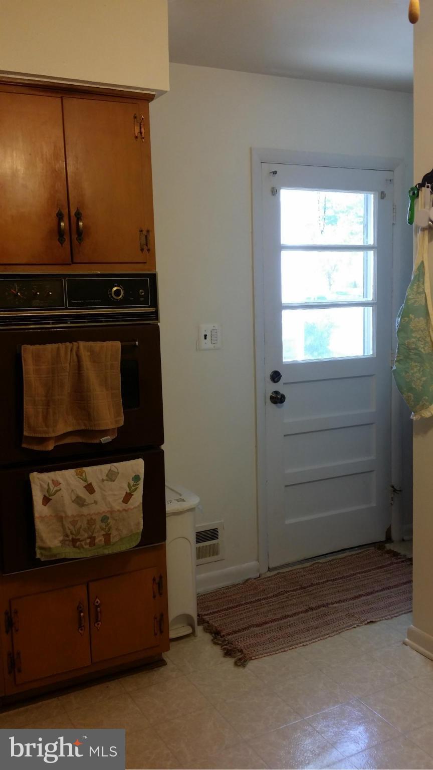 3711 Collier Road Randallstown, MD 21133 - Photo 8 of 30 Kitchen