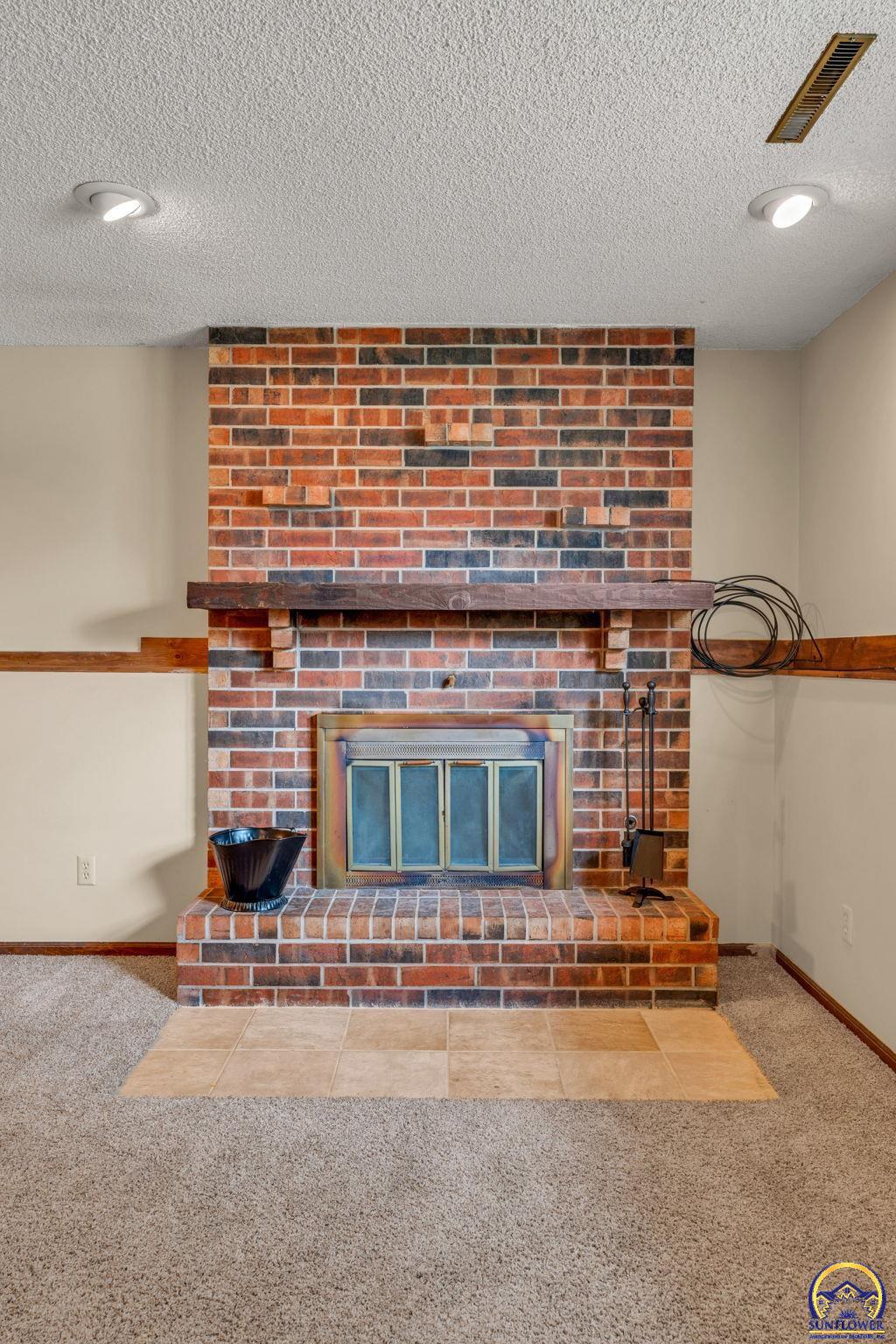 5964 Southwest 23rd Terrace Topeka, KS 66614 - Photo 25 of 43