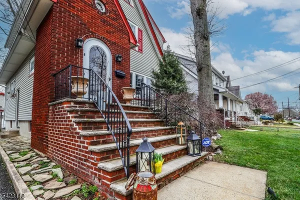 $569,900 | 544 West Meadow Avenue, Rahway, NJ 07065
