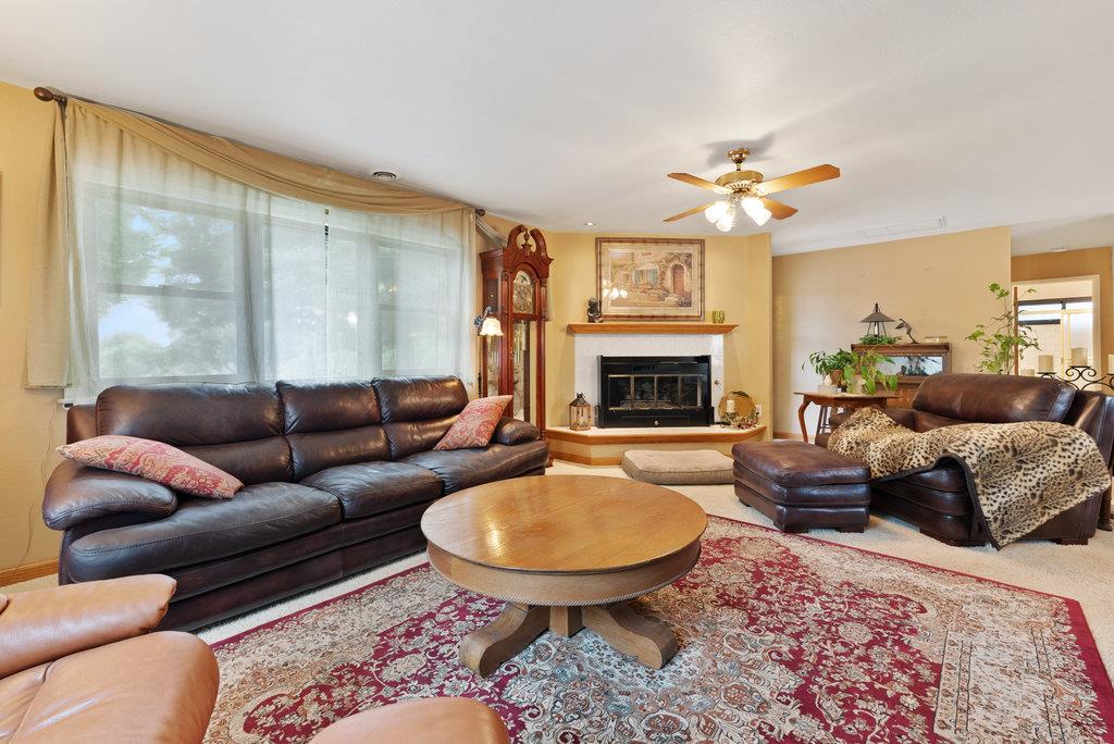 38 Bowker Road Freedom, CA 95019 - Photo 3 of 10 Gallery Image 3