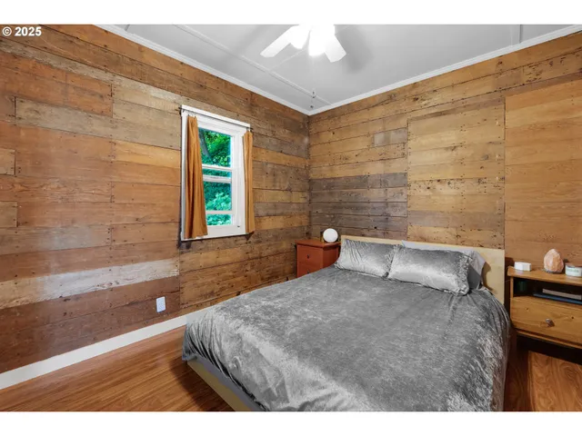 $299,000 | 435 West Marine Drive, Astoria, OR 97103