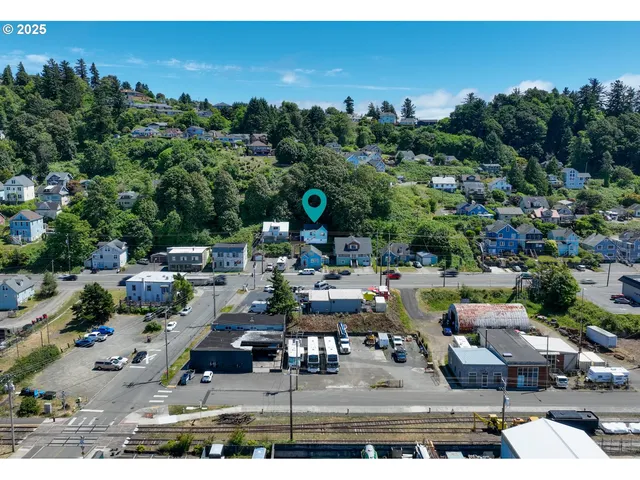 $299,000 | 435 West Marine Drive, Astoria, OR 97103