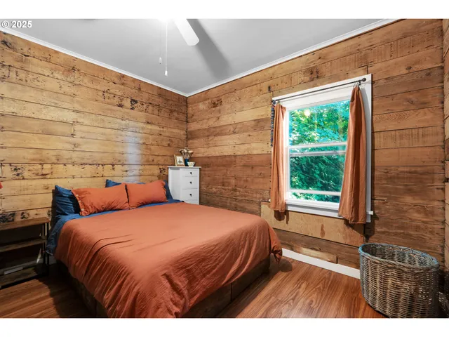 $299,000 | 435 West Marine Drive, Astoria, OR 97103