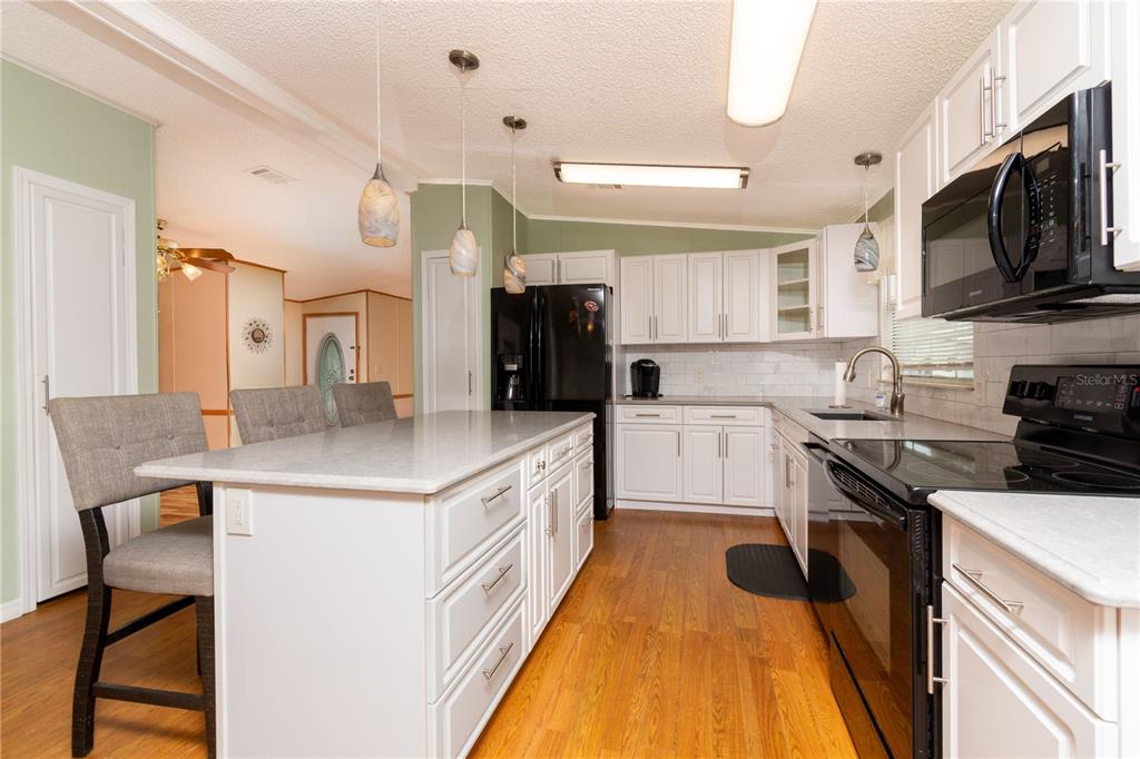 1001 Starkey Road, Unit 82 Largo, FL 33771 - Photo 20 of 47 Gallery Image 20