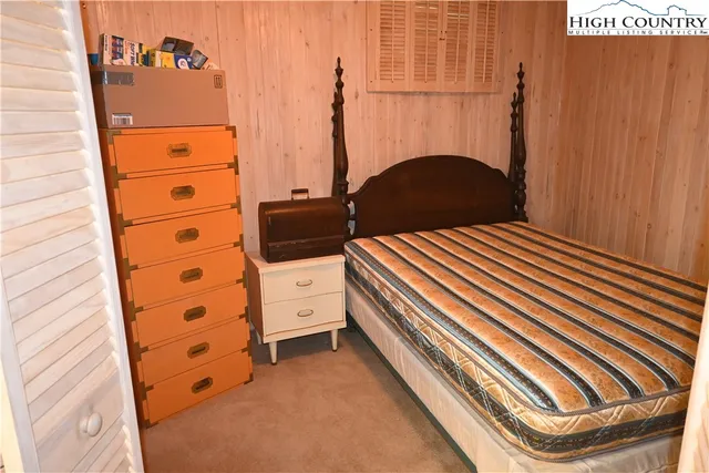 $320,000 | 112 Poplar Drive, Beech Mountain, NC 28604