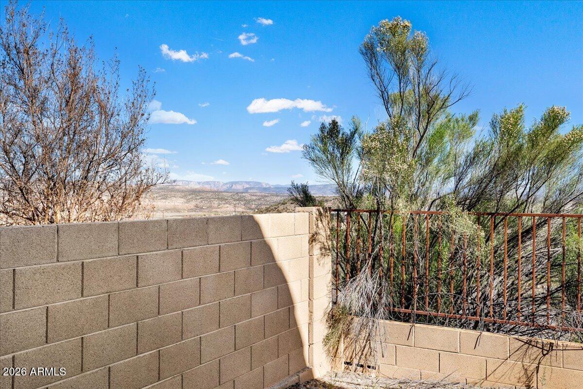 813 Alfonse Road Clarkdale, AZ 86324 - Photo 32 of 41 a view of a yard