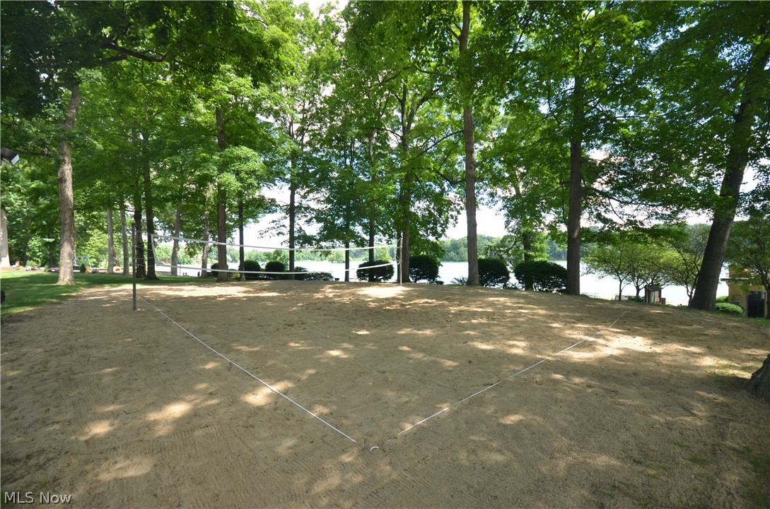 2865 Lee Road Silver Lake, OH 44224 - Photo 32 of 35