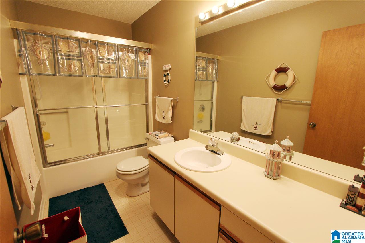 304 Paradise Isle, Unit 304 Riverside, AL 35135 - Photo 16 of 50
