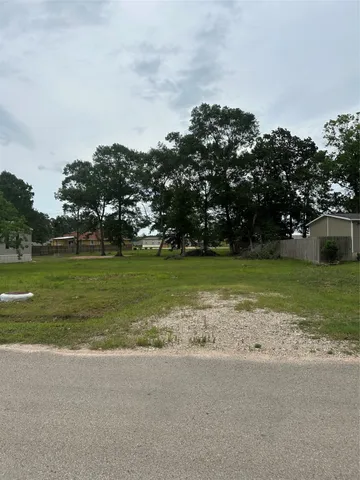 a view of a golf course