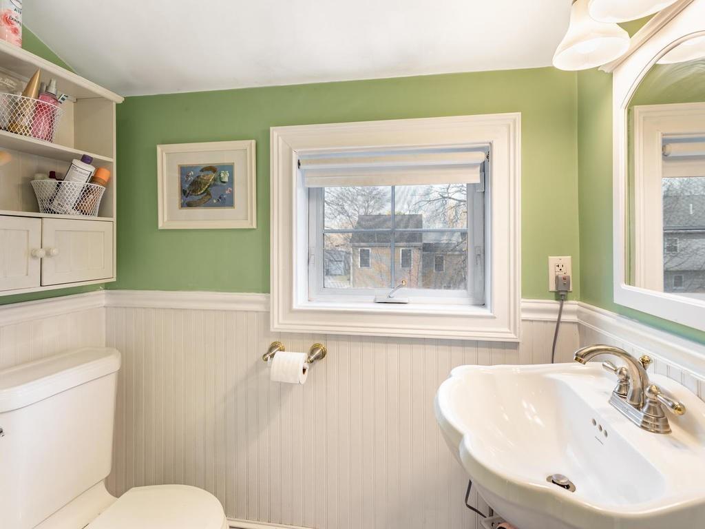 53 Wescroft Road Reading, MA 01867 - Photo 23 of 28 Gallery Image 23