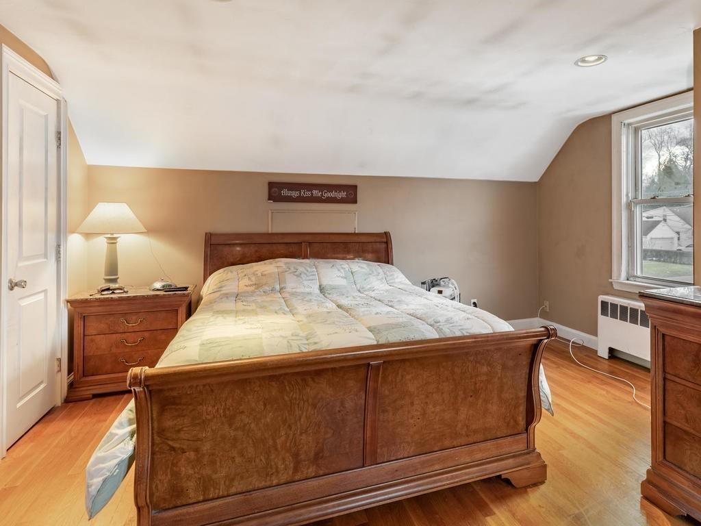 53 Wescroft Road Reading, MA 01867 - Photo 5 of 28 Gallery Image 5