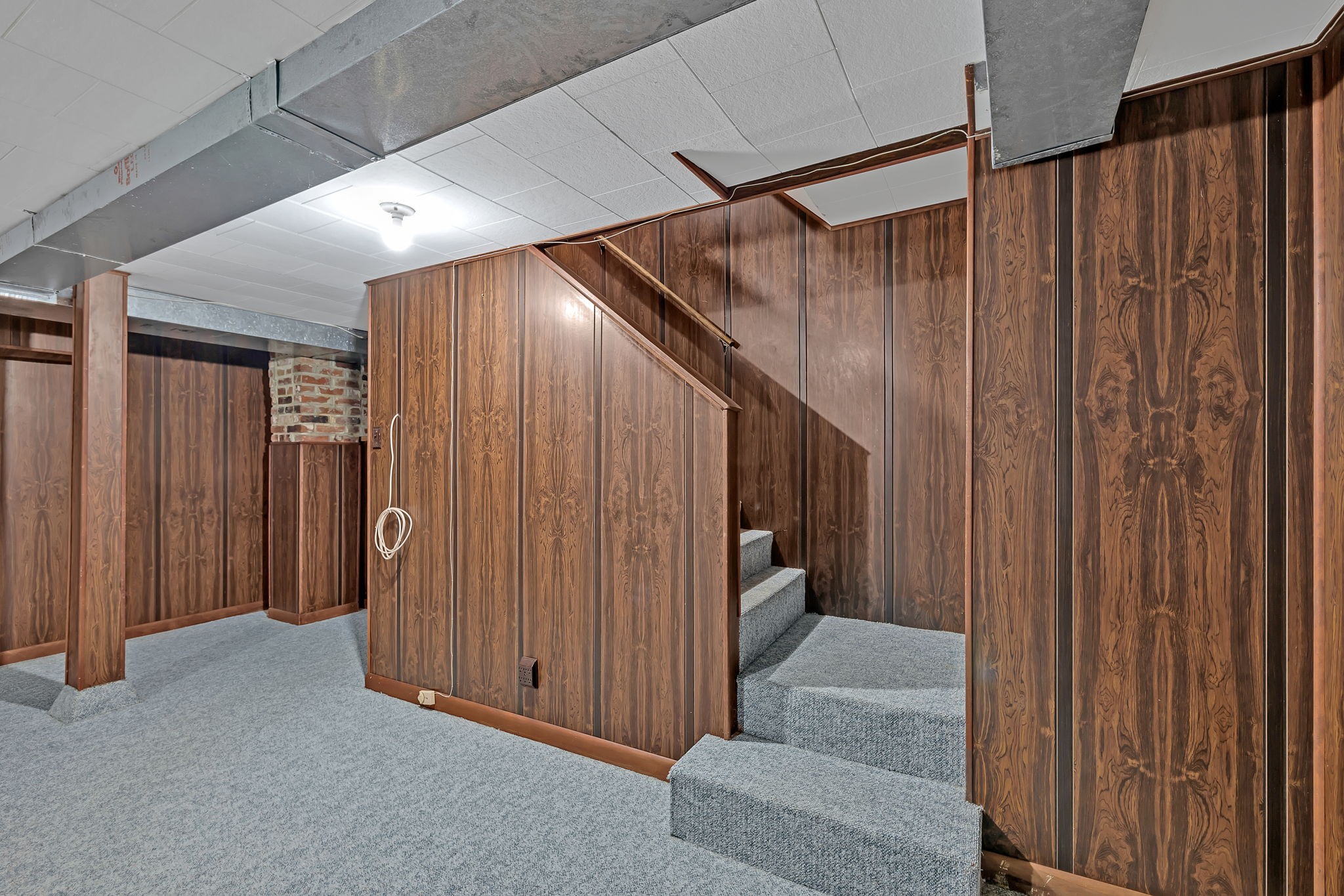 623 Highway 50 Centerville, TN 37033 - Photo 38 of 69 a view of a hallway
