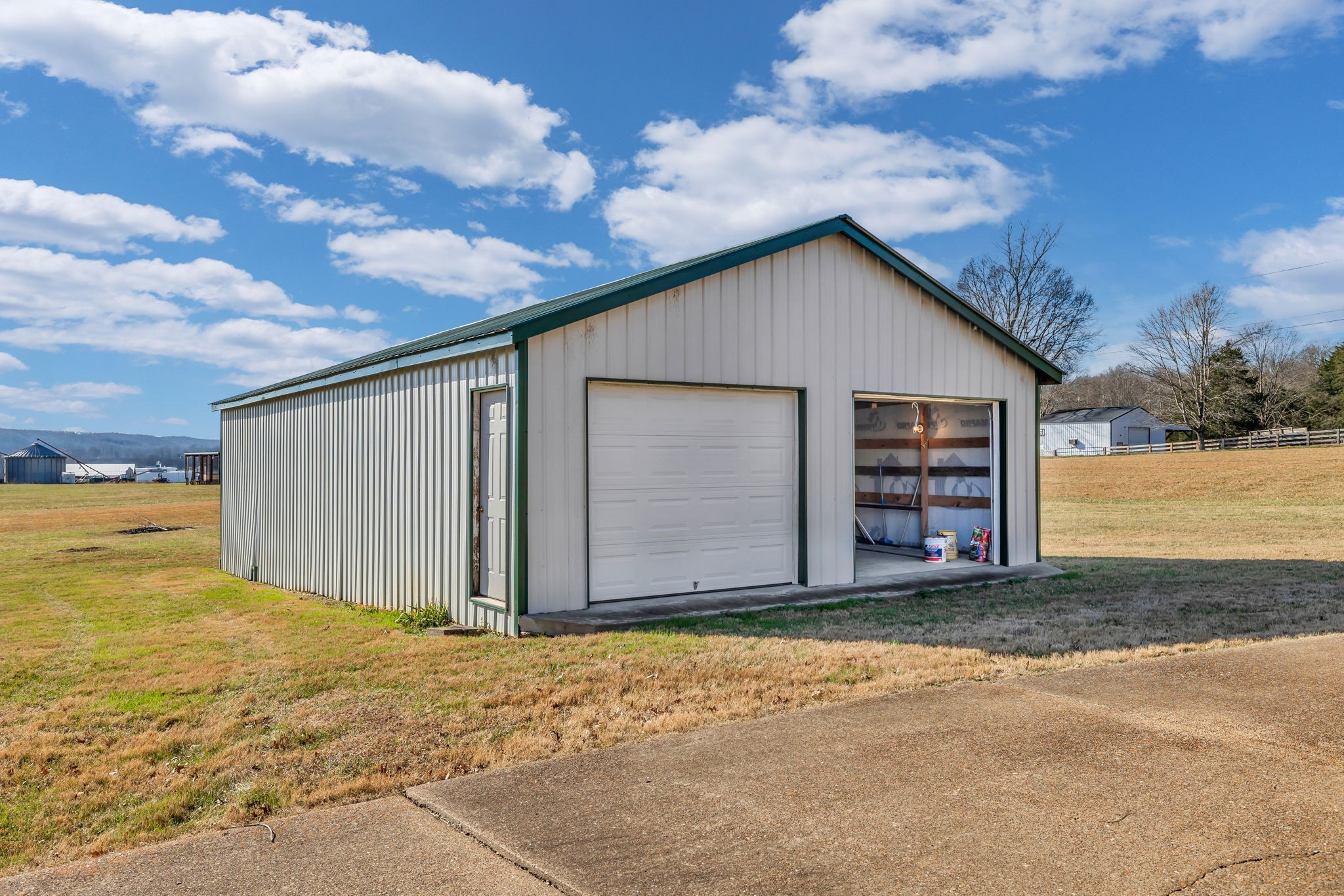 623 Highway 50 Centerville, TN 37033 - Photo 56 of 69 a view of a backyard of the house