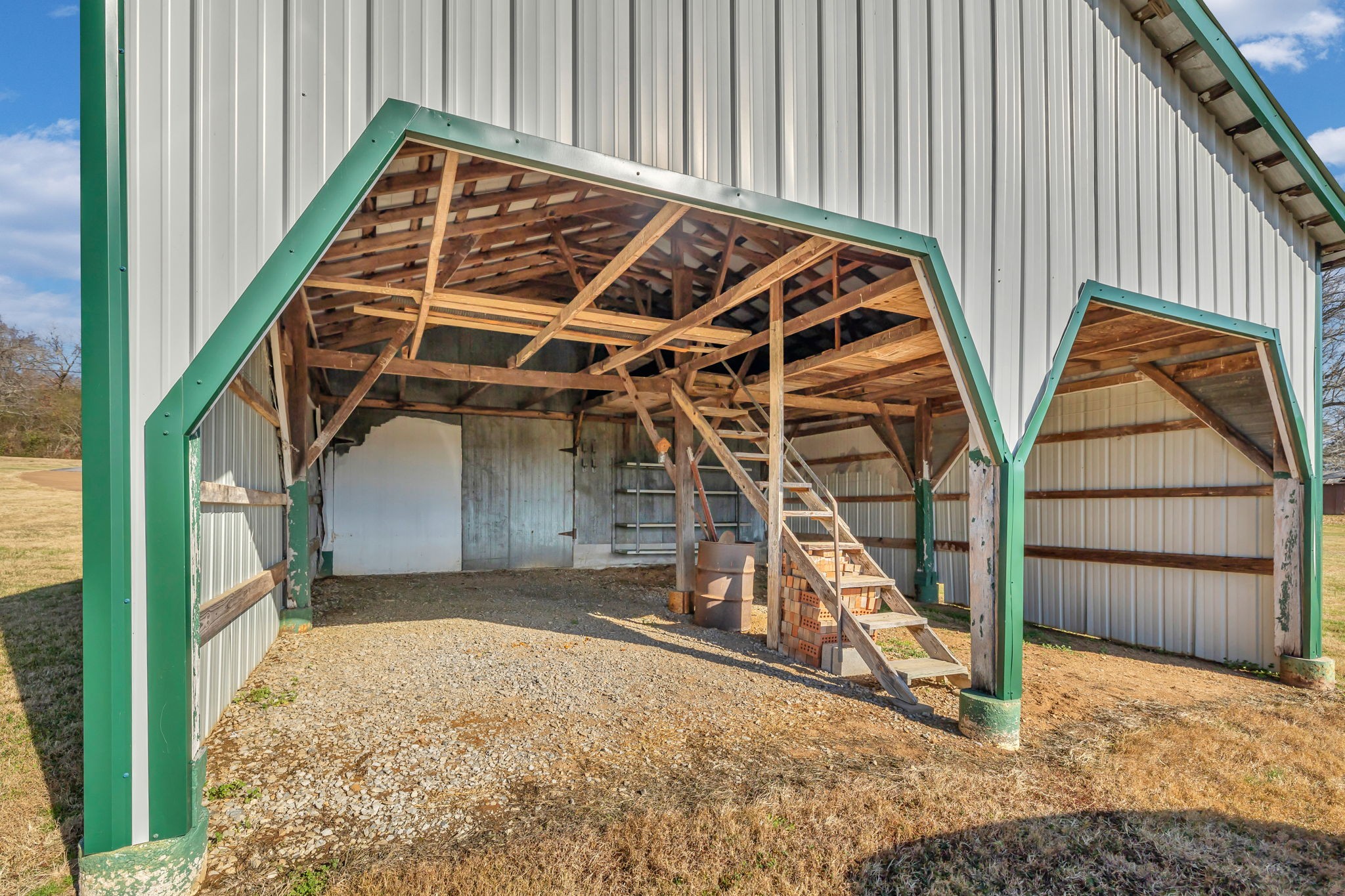 623 Highway 50 Centerville, TN 37033 - Photo 58 of 69 a view of a house with wooden stairs