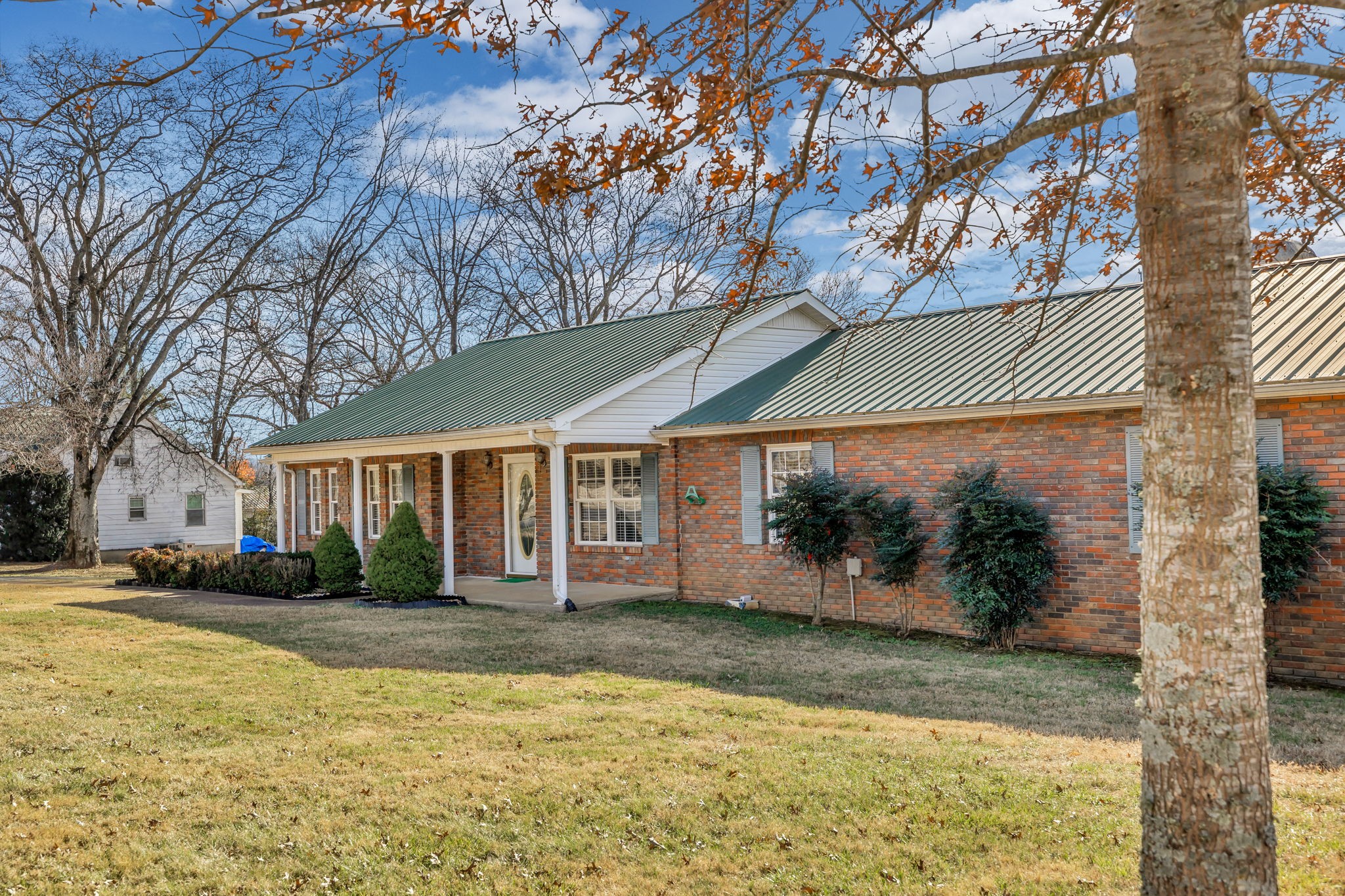 623 Highway 50 Centerville, TN 37033 - Photo 69 of 69 a front view of a house with a yard