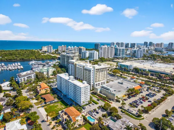 $1,900 | 2555 Northeast 11th Street, Unit 104, Fort Lauderdale, FL 33304