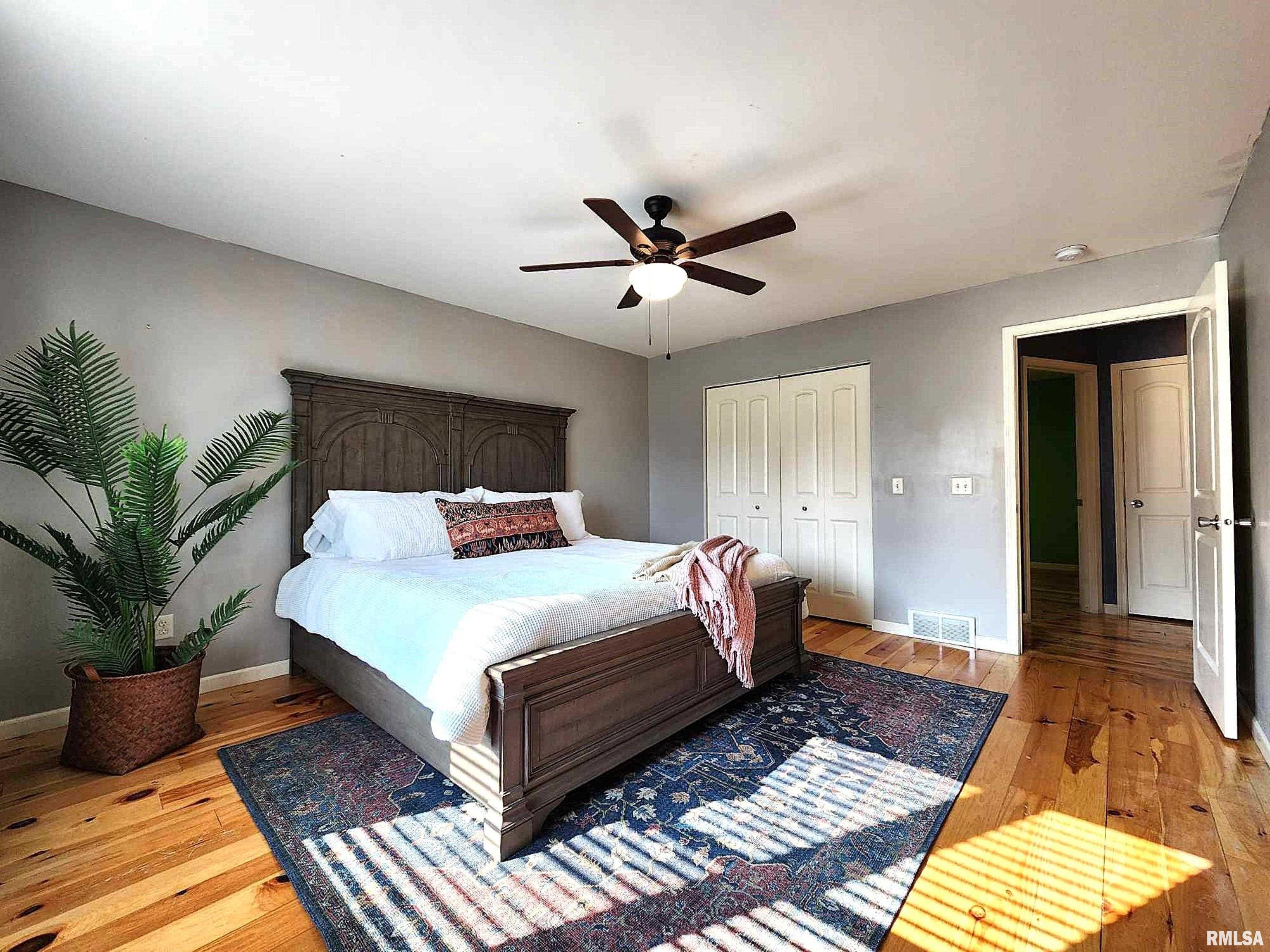 210 Bittersweet Street Payson, IL 62360 - Photo 11 of 33