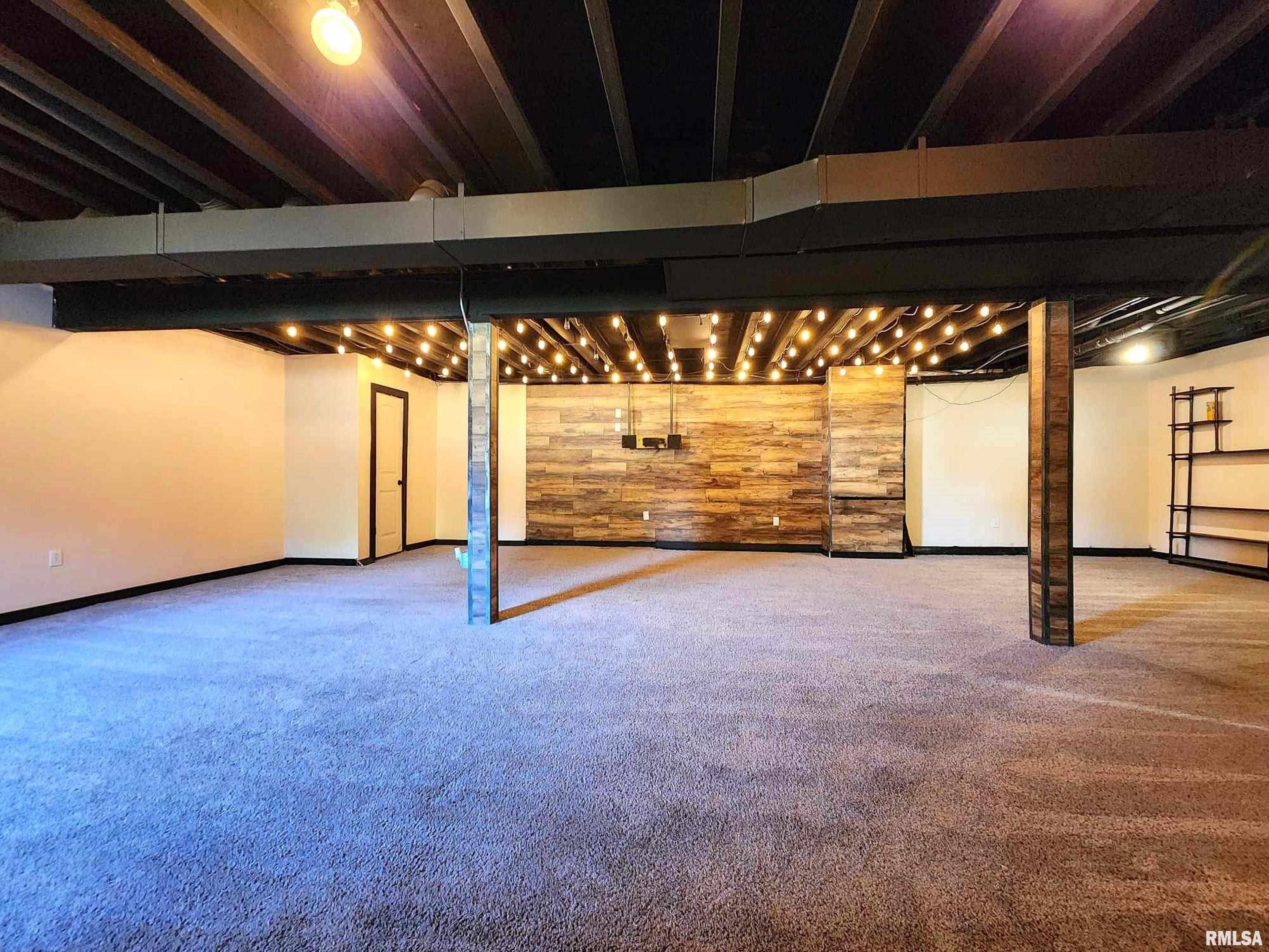 210 Bittersweet Street Payson, IL 62360 - Photo 20 of 33