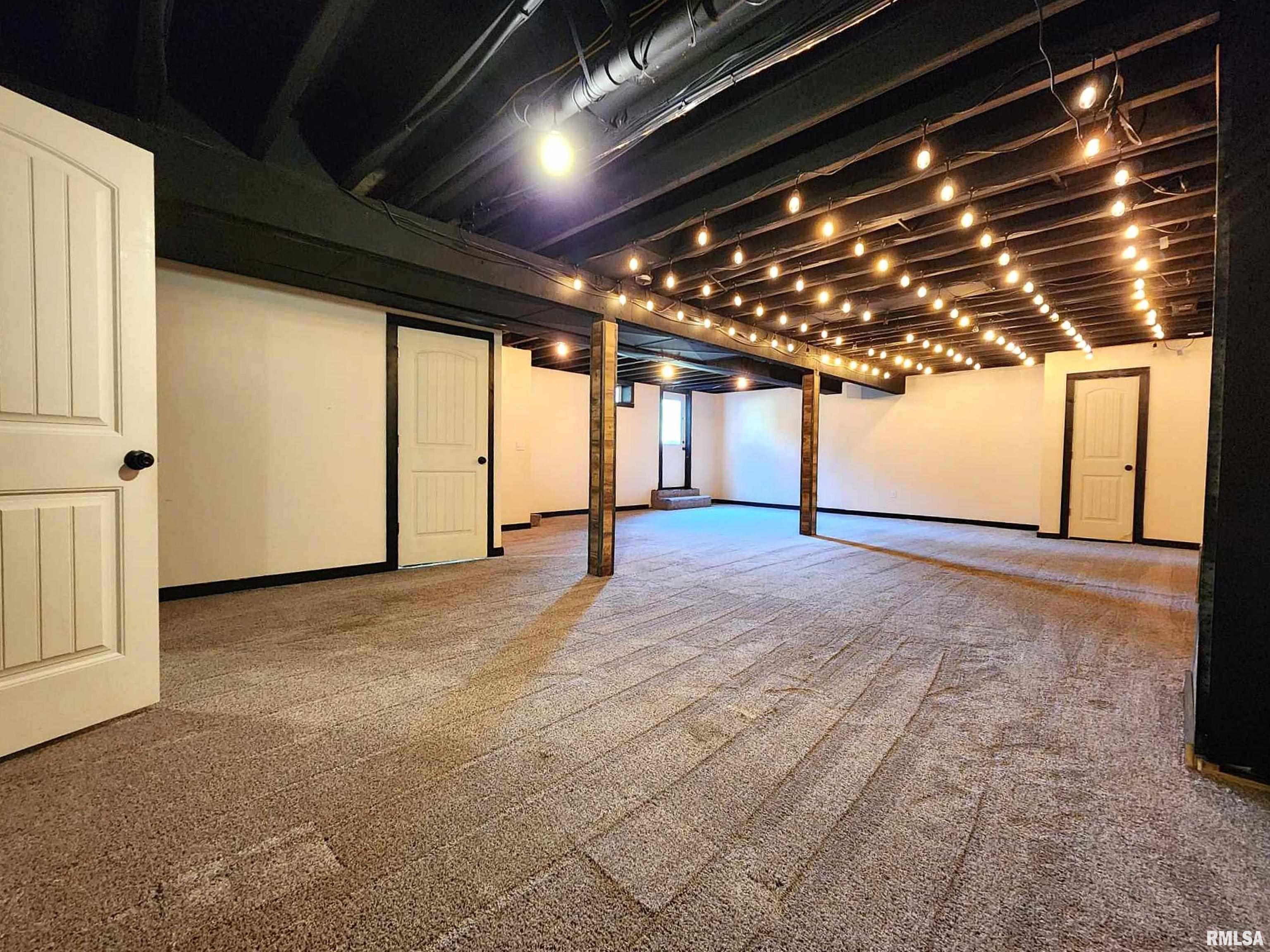 210 Bittersweet Street Payson, IL 62360 - Photo 22 of 33