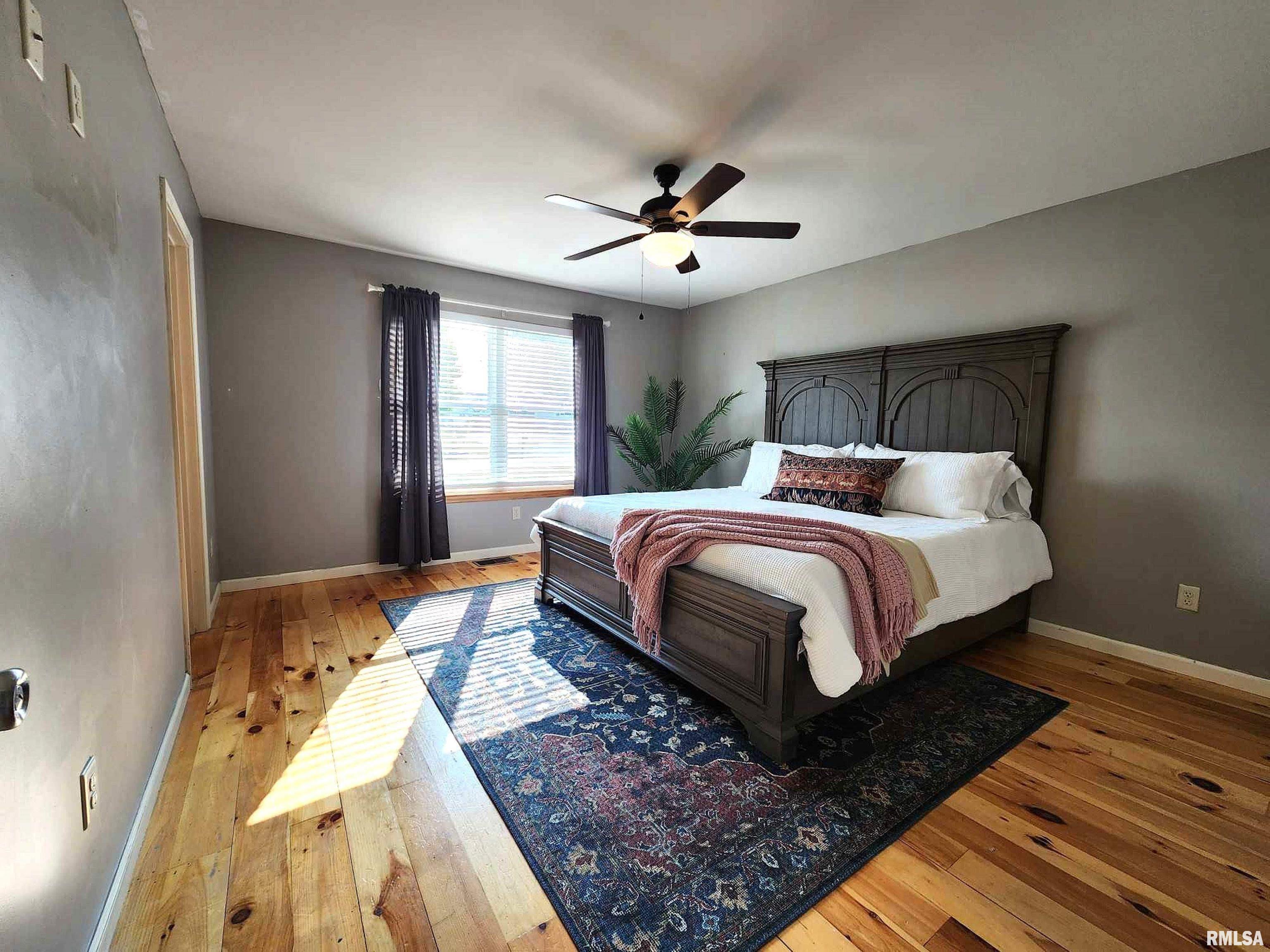 210 Bittersweet Street Payson, IL 62360 - Photo 10 of 33