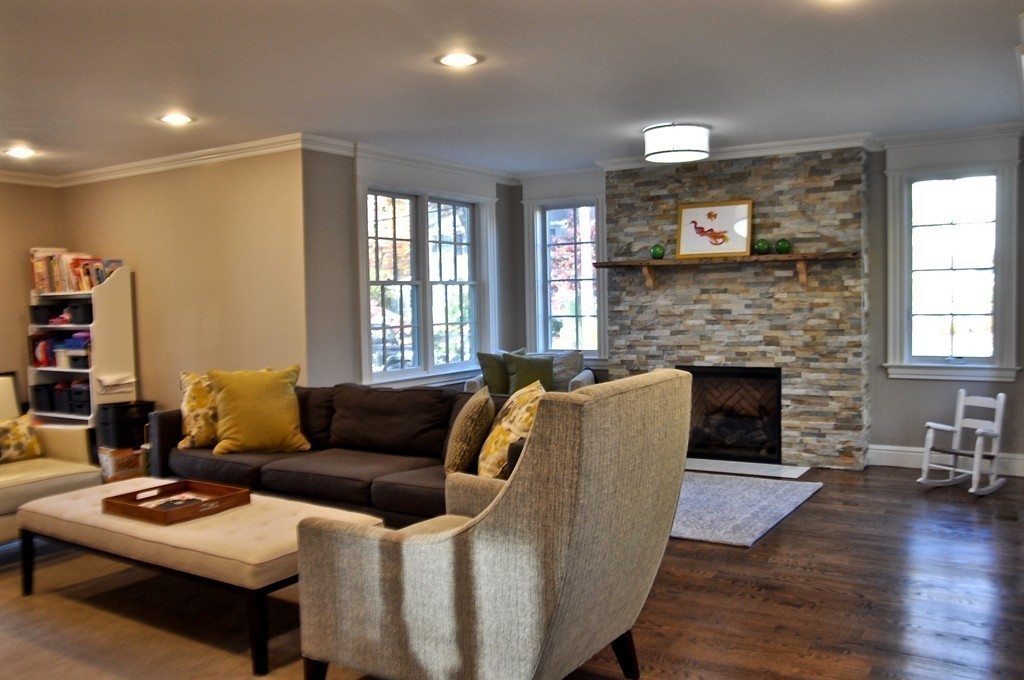 36 Cleveland Road Wellesley, MA 02481 - Photo 4 of 15