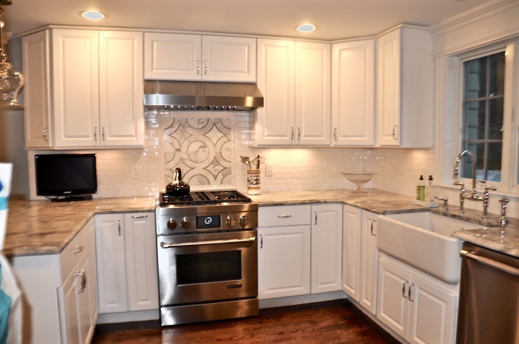 36 Cleveland Road Wellesley, MA 02481 - Photo 7 of 15
