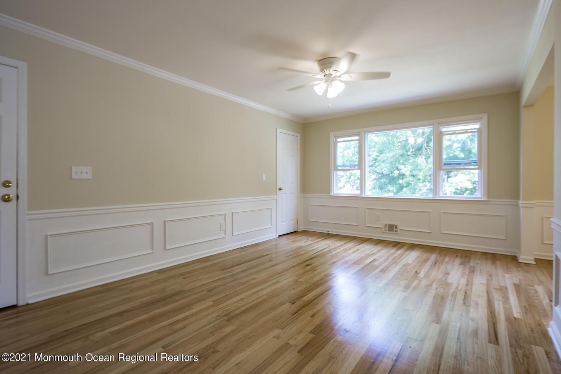 278 Spring Street, Unit B Red Bank, NJ 07701 - Photo 8 of 26 23_2nd floor-Living Room-5