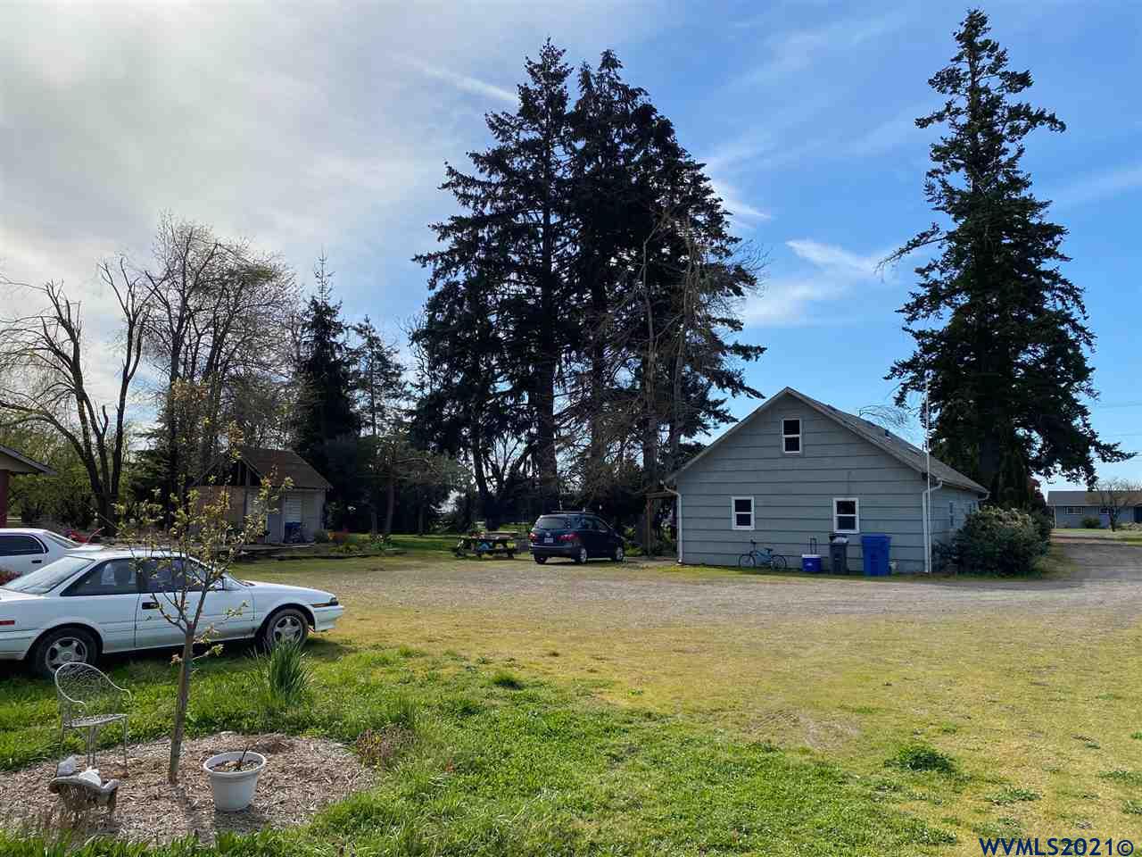 5101 Hazelgreen Road Northeast Salem, OR 97305 - Photo 12 of 18