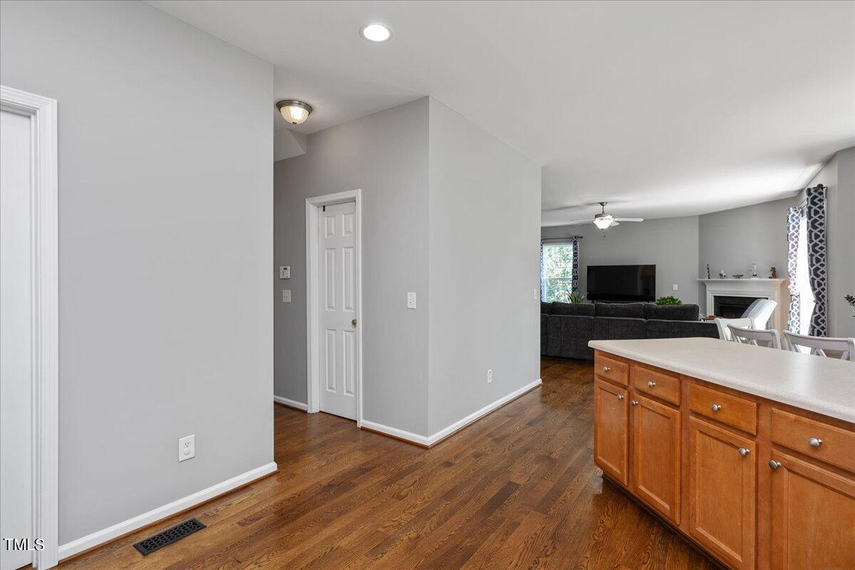 237 Mickleson Ridge Drive Raleigh, NC 27603 - Photo 17 of 42 31-- 18