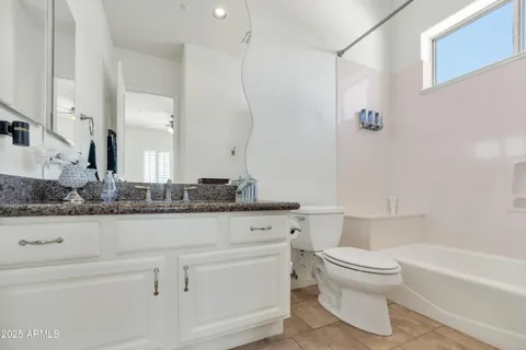 $1,890,000 | 7941 East Via De Luna Drive, Scottsdale, AZ 85255