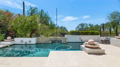 $1,890,000 | 7941 East Via De Luna Drive, Scottsdale, AZ 85255