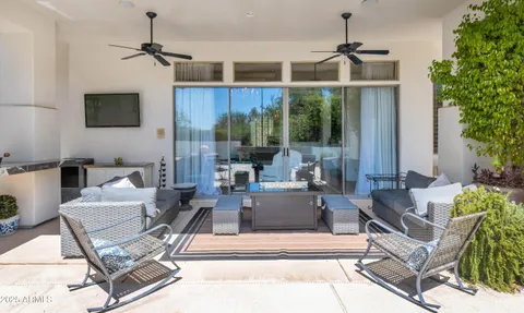 $1,890,000 | 7941 East Via De Luna Drive, Scottsdale, AZ 85255