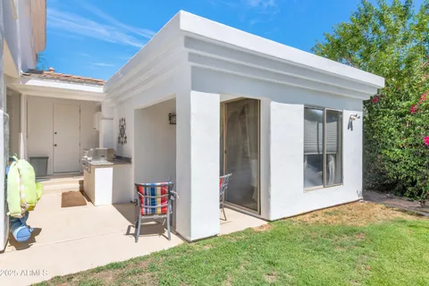 $1,890,000 | 7941 East Via De Luna Drive, Scottsdale, AZ 85255