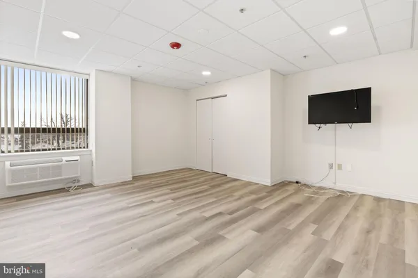 $1,450 | 7040 Oxford Avenue, Unit 217, Philadelphia, PA 19111