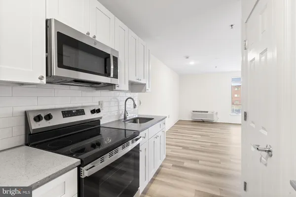 $1,450 | 7040 Oxford Avenue, Unit 217, Philadelphia, PA 19111