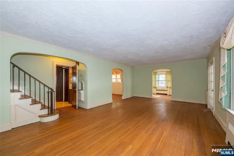 $649,900 | 27 Glen Road, West Orange, NJ 07052