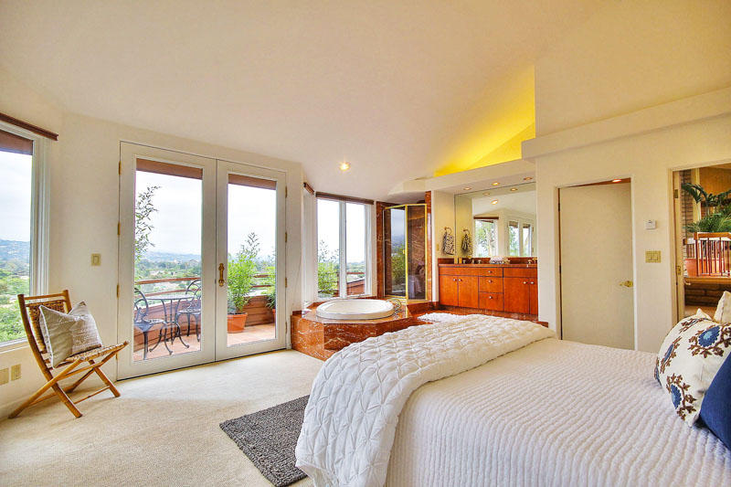 1132 Nirvana Road Santa Barbara, CA 93101 - Photo 12 of 38 Master Suite 2.jpg