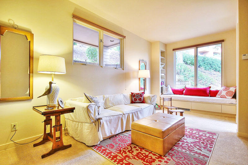 1132 Nirvana Road Santa Barbara, CA 93101 - Photo 24 of 38 3rd Bedroom.jpg