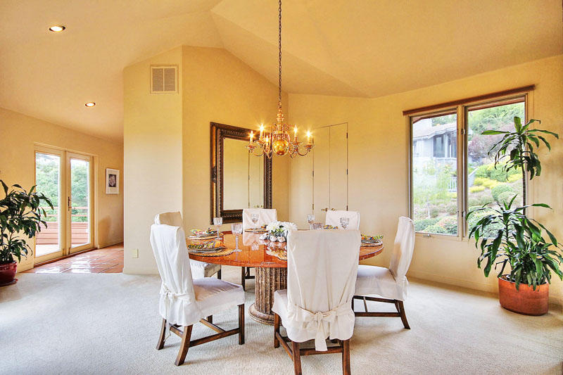 Dining Room 2.jpg