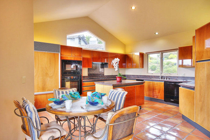 1132 Nirvana Road Santa Barbara, CA 93101 - Photo 10 of 38 Kitchen 1.jpg