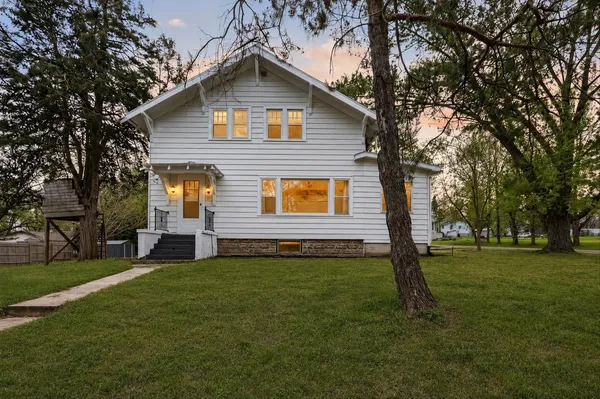 $259,900 | 2903 South Caroline Street, Orfordville, WI 53576