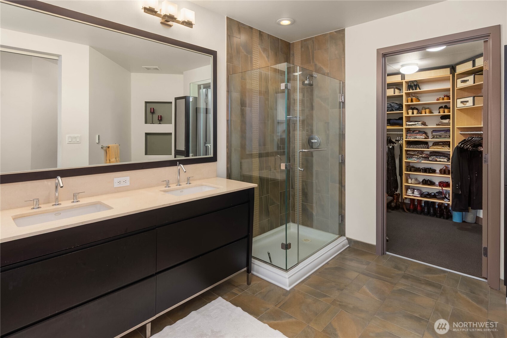 2033 2nd Avenue, Unit 1602 Seattle, WA 98121 - Photo 17 of 40