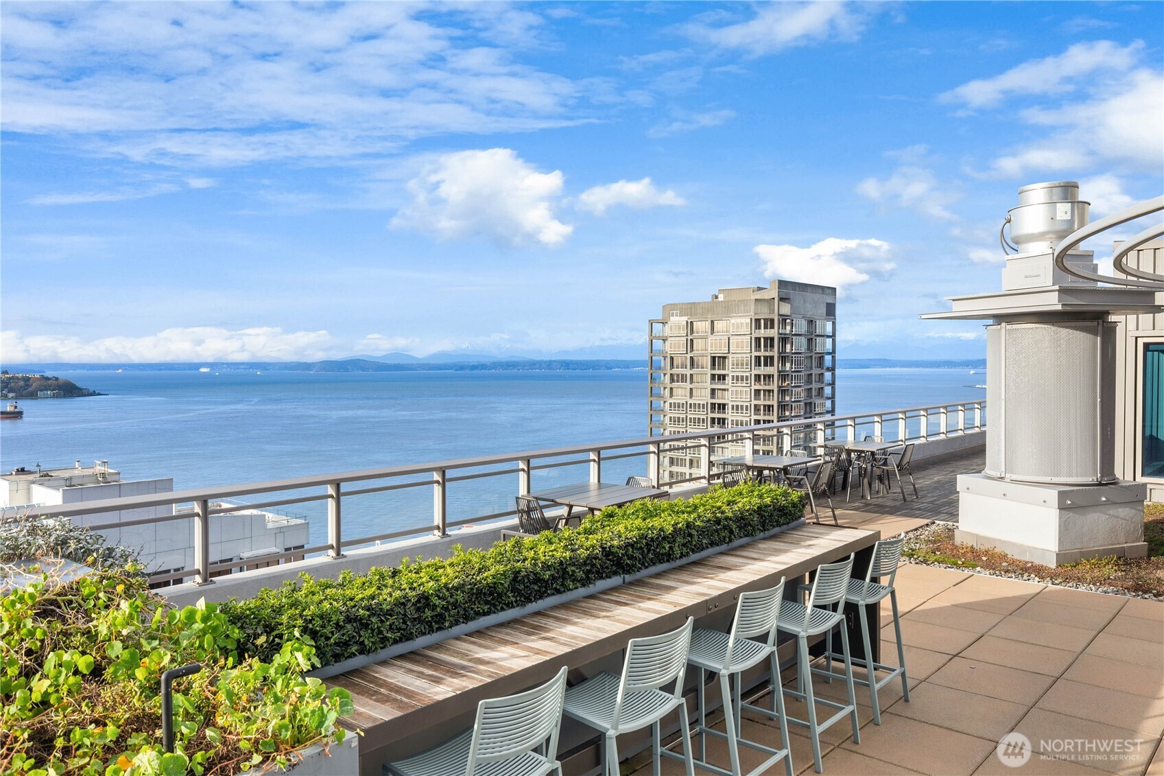 2033 2nd Avenue, Unit 1602 Seattle, WA 98121 - Photo 25 of 40