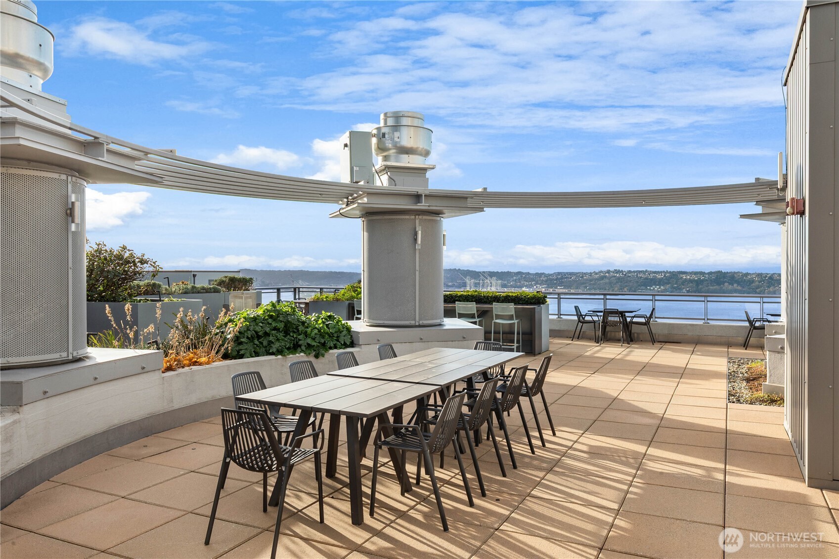 2033 2nd Avenue, Unit 1602 Seattle, WA 98121 - Photo 26 of 40