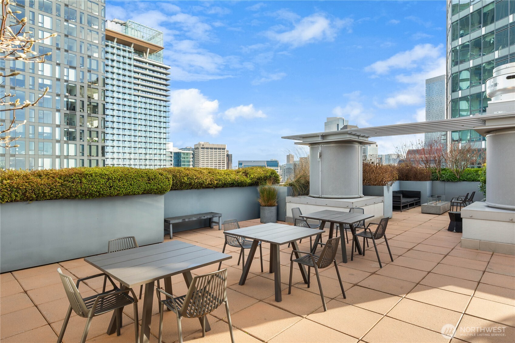 2033 2nd Avenue, Unit 1602 Seattle, WA 98121 - Photo 27 of 40