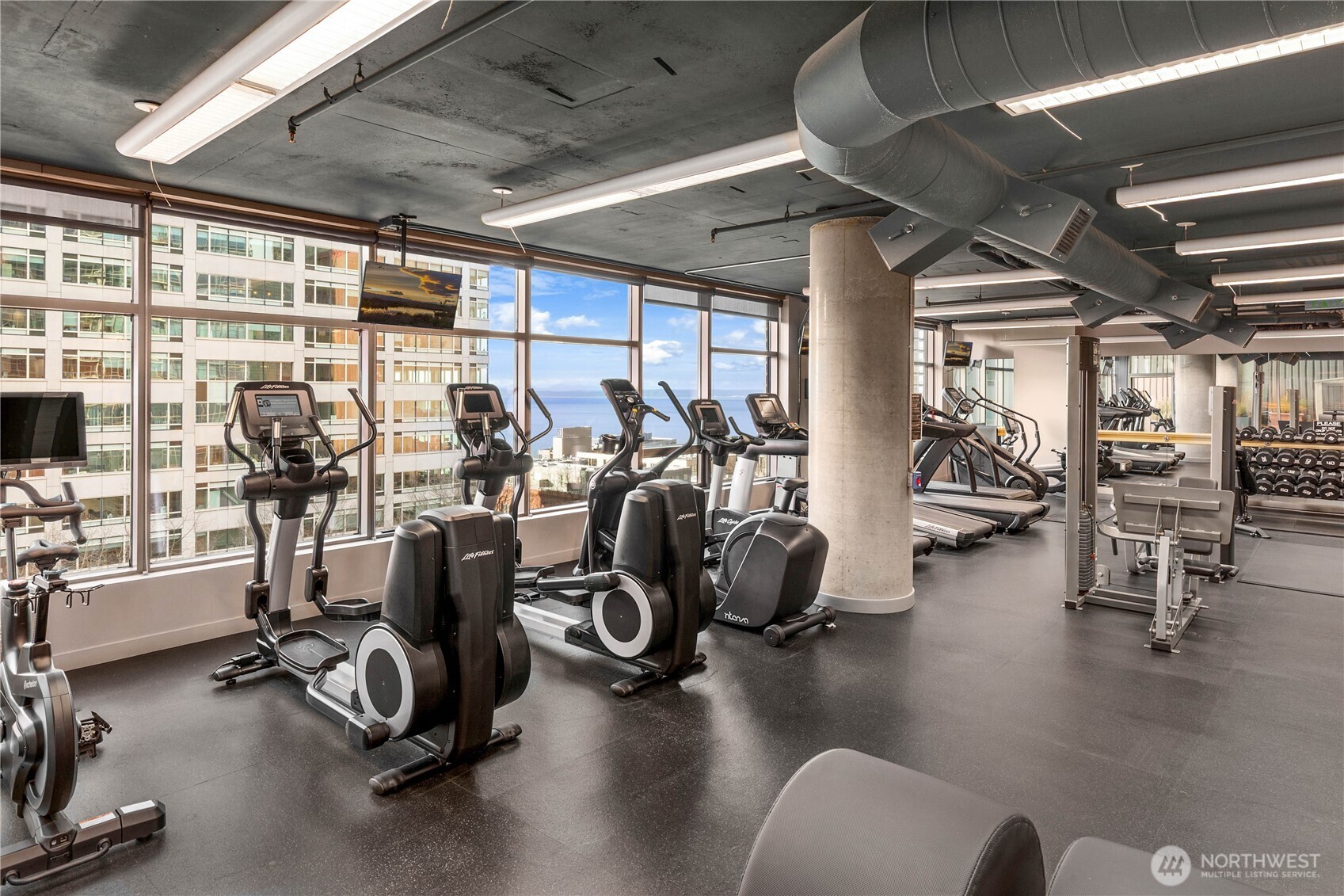 2033 2nd Avenue, Unit 1602 Seattle, WA 98121 - Photo 35 of 40