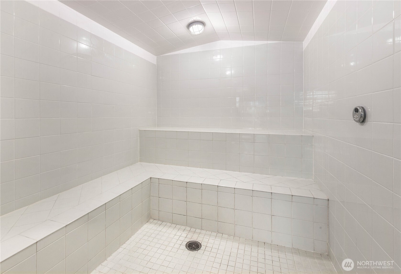 2033 2nd Avenue, Unit 1602 Seattle, WA 98121 - Photo 37 of 40