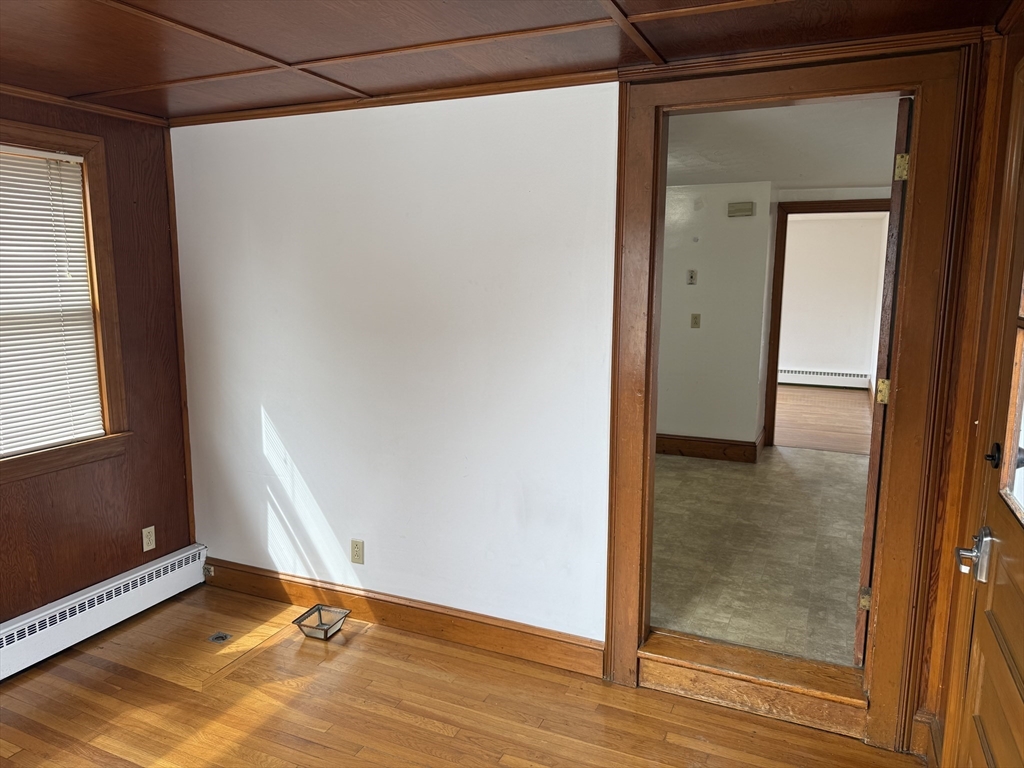 192 Spring Street Bridgewater, MA 02324 - Photo 4 of 21