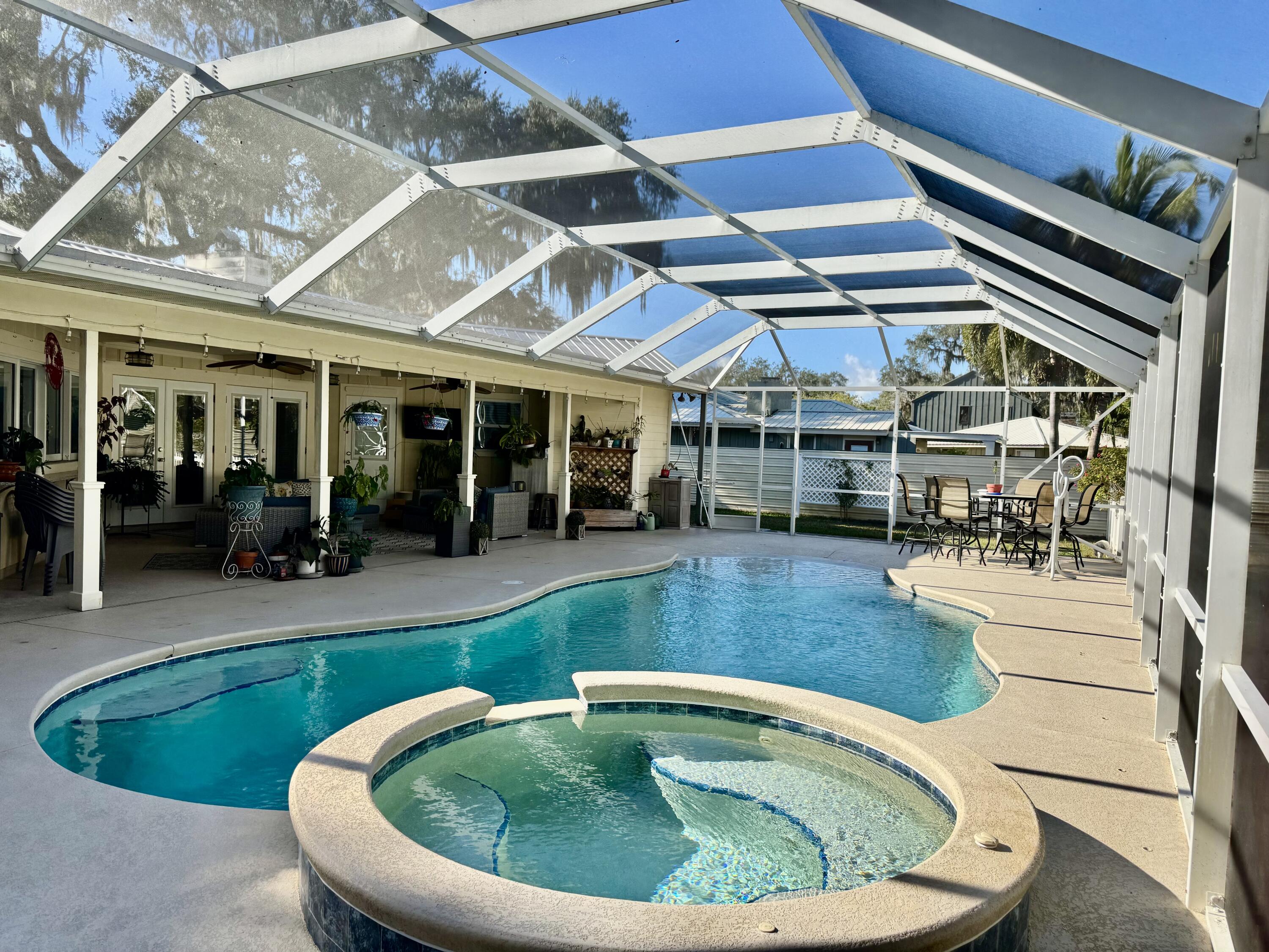 2139 Southwest 22nd Circle North Okeechobee, FL 34974 - Photo 2 of 47 spa